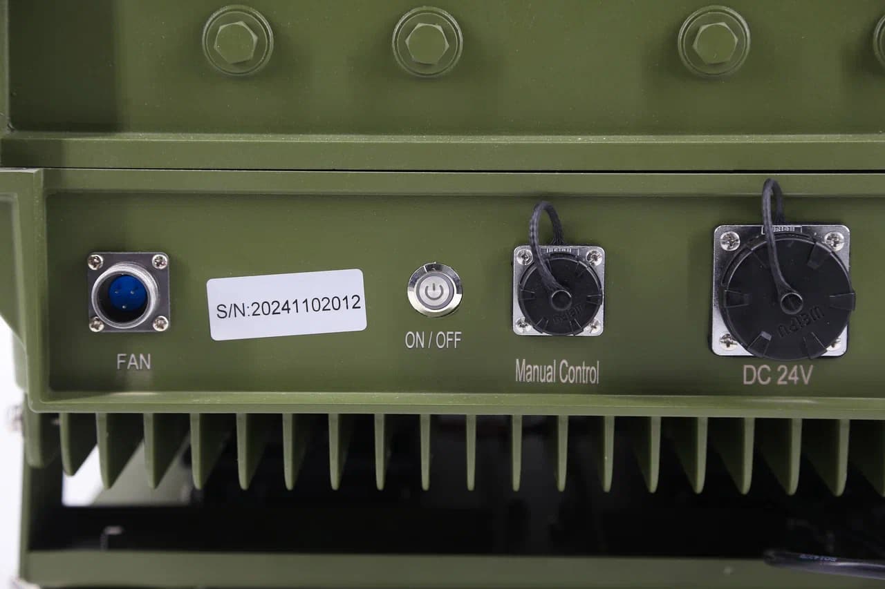 Герань - 14 блокиратор дронов FPV, 700 Вт 3