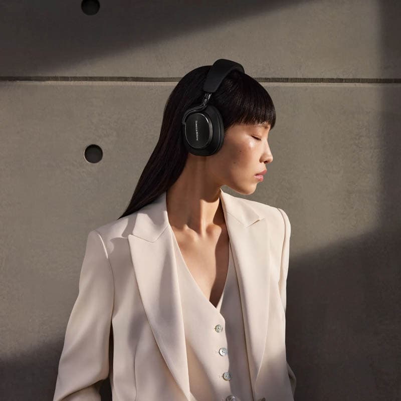 Беспроводные/проводные наушники Bowers & Wilkins Px8 S2, Onyx Black 12