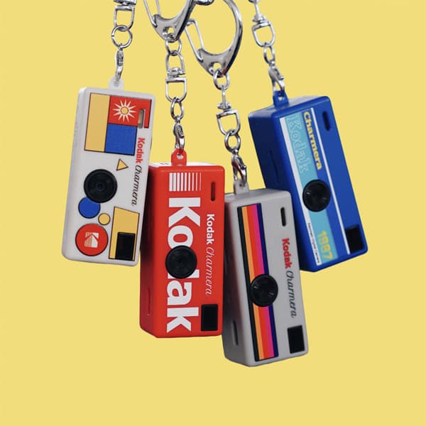 Цифровой фотоаппарат-брелок Kodak CHARMERA 1987, случайный цвет (Random) 2